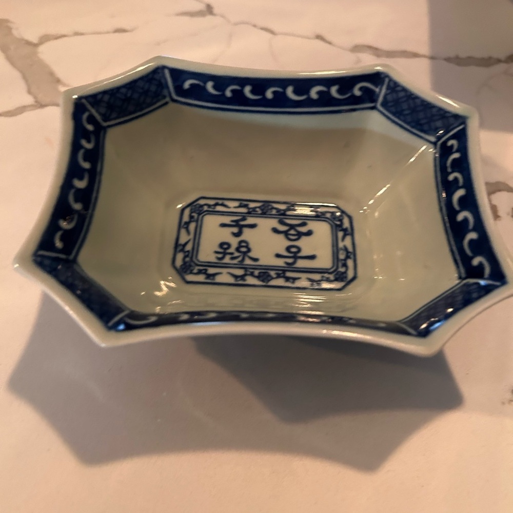 Rectangle china blue and white dish